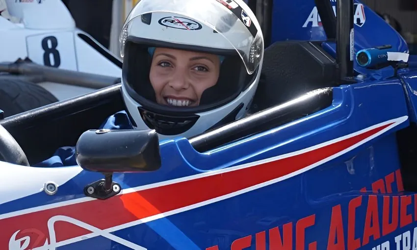 F1 Style Race Car Driving Experience - 5 Laps | Experience Oz
