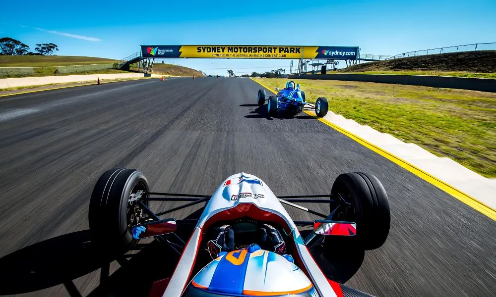 F1 Style Race Car Driving Experience - 5 Laps | Experience Oz-8