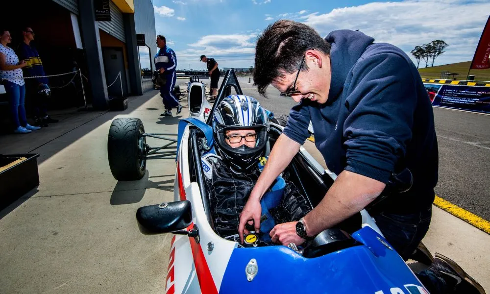 F1 Style Race Car Driving and Hot Laps Combo | Experience Oz-4
