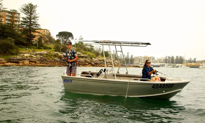 Manly 4 Person Boat Hire - Book Now | Experience Oz