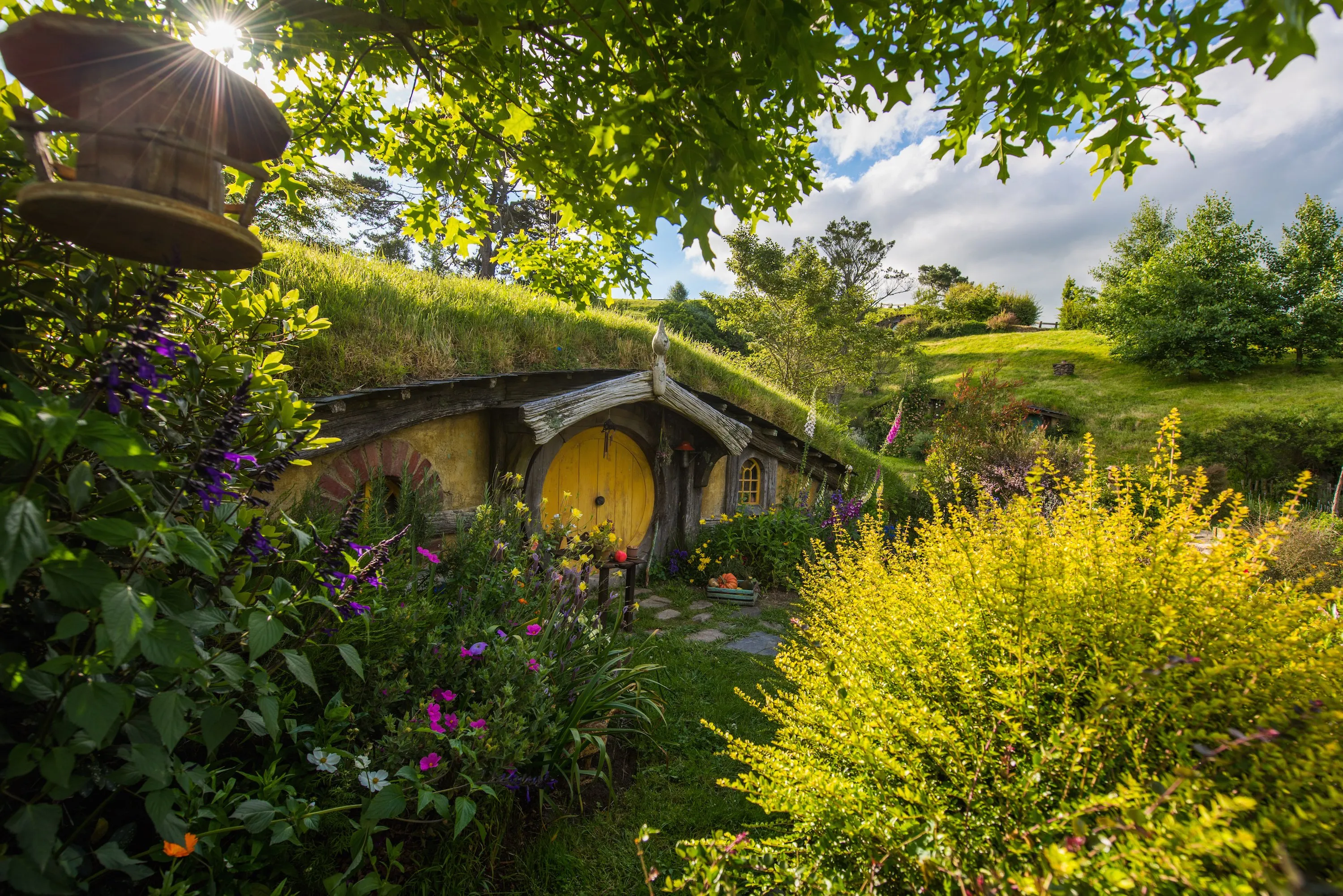 Hobbiton Movie Set Signature Tour Departing Auckland | Experience Oz-7