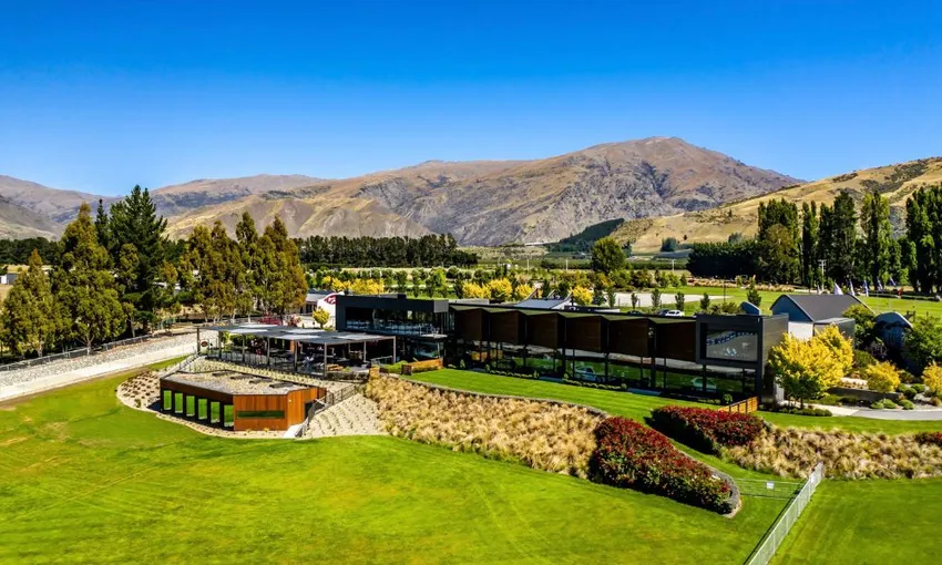 Highlands Mustang V8 Drive - 7 Laps - Book Now | Experience Oz + NZ