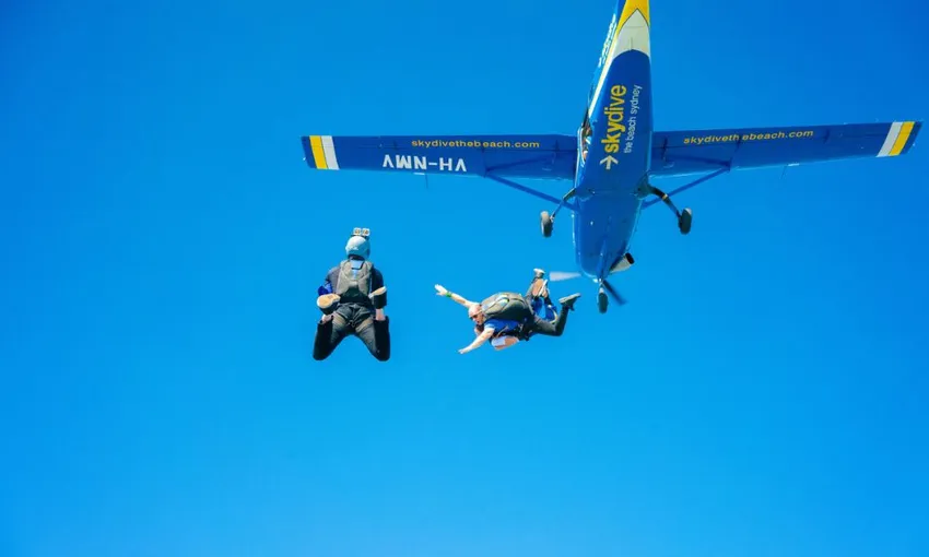 Byron Bay Tandem Skydive up to 15,000ft - Weekends | Experience Oz