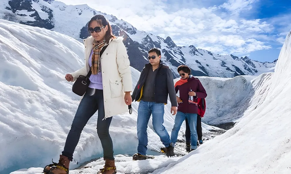 Full Day Tasman Glacier Heli Hike & Scenic Flights | Experience Oz -2