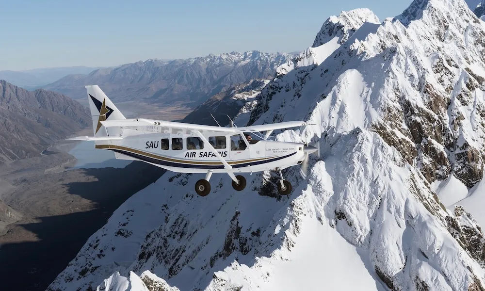 The Grand Traverse Scenic Flight Lake Tekapo | Experience Oz + NZ-2