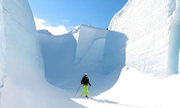 Ski the Tasman Glacier with Scenic Flights and Lunch