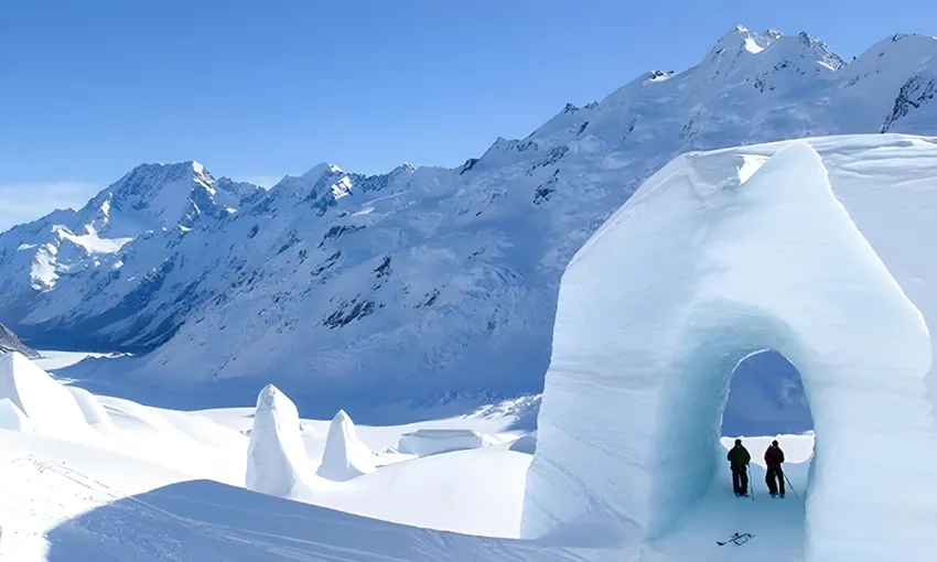 Mount Cook Heli Ski with Scenic Flights and Lunch | Experience Oz