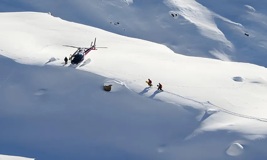 Mount Cook Heli Ski with Scenic Flights and Lunch | Experience Oz