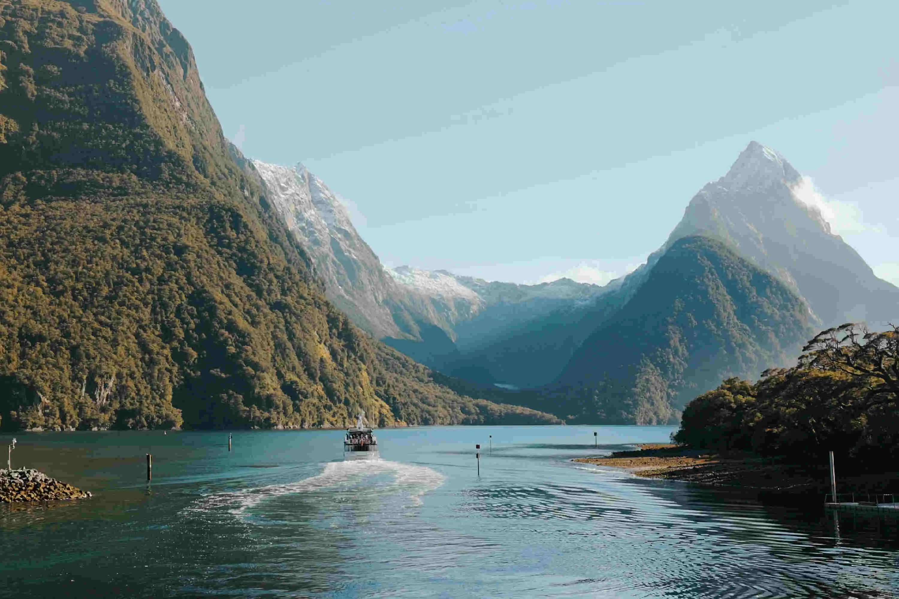 Milford Sound Coach Cruise Fly from Queenstown - Book Now | Experience Oz-2