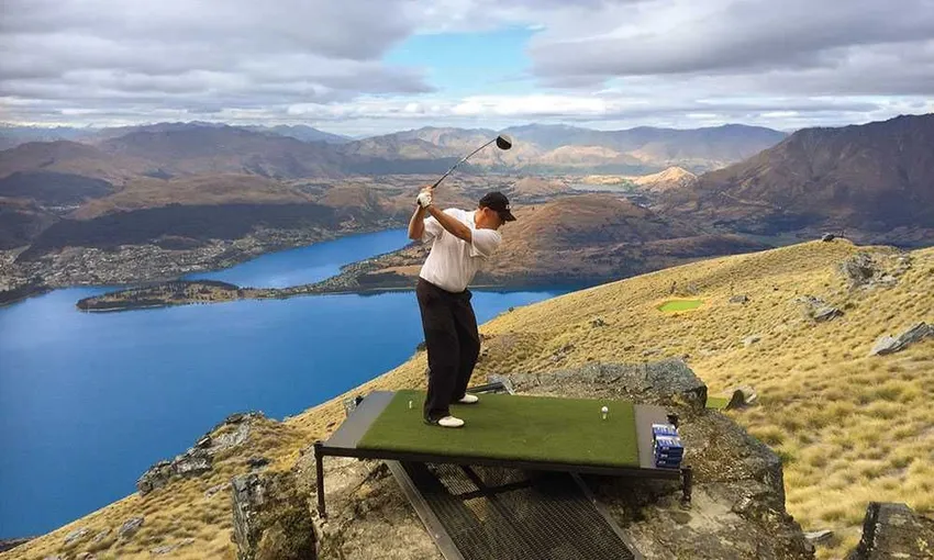 Queenstown Altitude Golf And Helicopter Flight | Experience Oz 