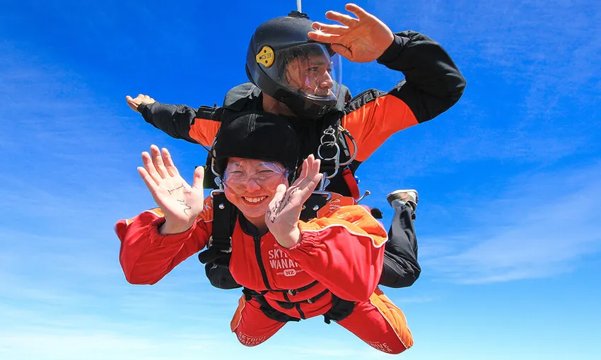 Wanaka Tandem Skydive - 12,000ft | Experience Oz