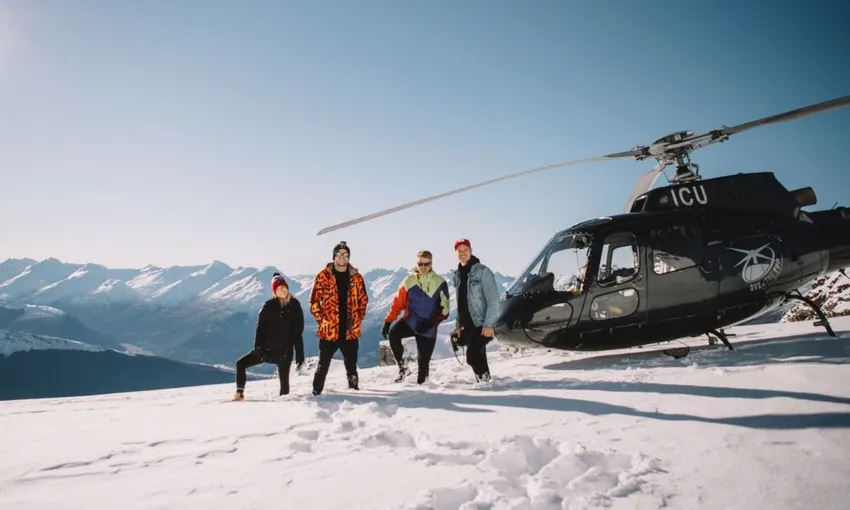 Queenstown Helicopter Flight with Alpine Snow Landing | Experience Oz