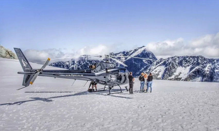 Queenstown Scenic Heli Flight with Glacier Landing - 1 Hour | Experience Oz