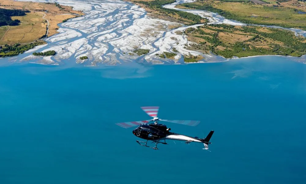 West Coast Beaches and Glaciers Helicopter Flight | Experience Oz-5
