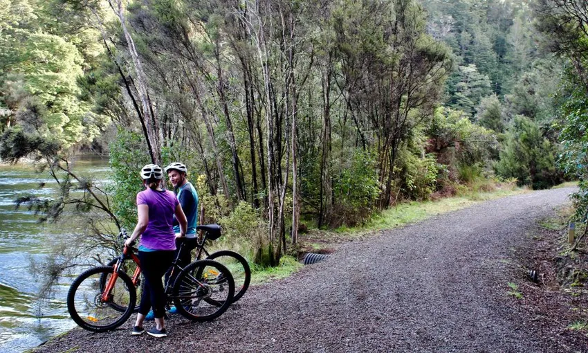 River Bike Ride and Jet Boat - Book Now | Experience Oz