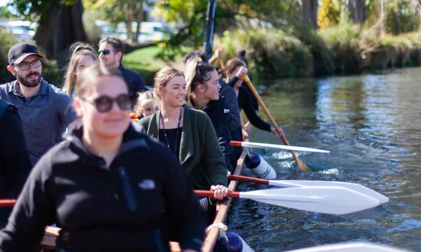 Waka Paddle On The Avon River - 45 Minute