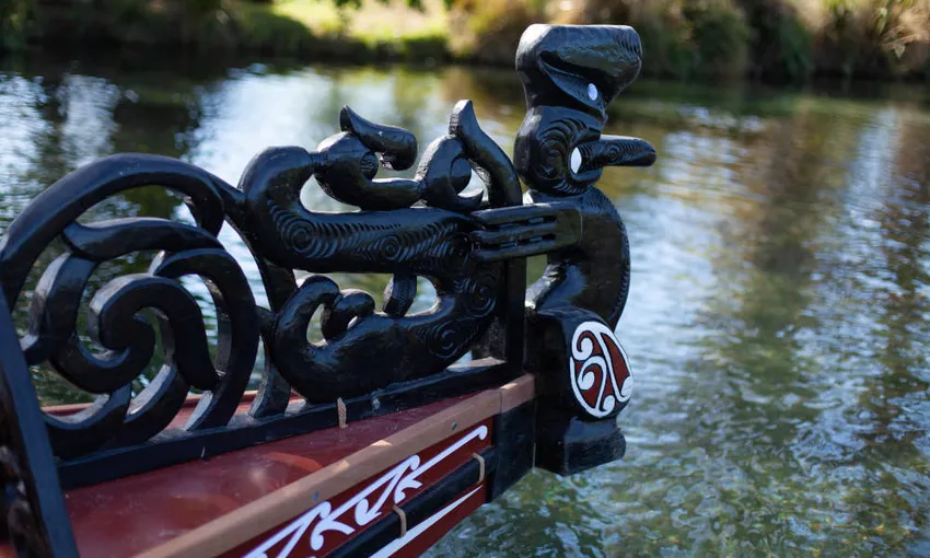 Waka Paddle On The Avon River - Book Now | Experience Oz
