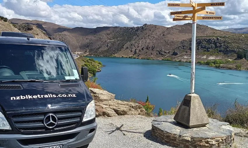 Cromwell to Clyde Lake Dunstan Trail Bike Ride - Book Now | Experience Oz