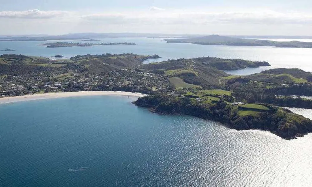 Waiheke Island Hop On Hop Off Bus & Ferry - Buy Now | Experience Oz + NZ-4