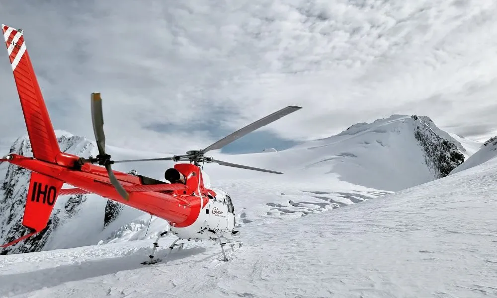 Milford Sound Helicopter Flight from Queenstown - Book Now | Experience Oz-4