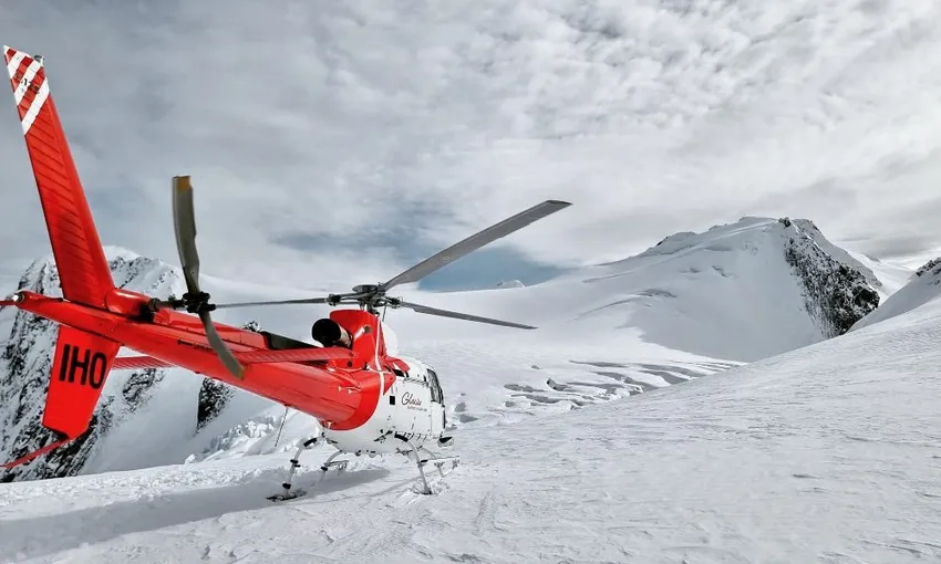 Milford Sound Helicopter Tour from Queenstown - Book Now | Experience Oz