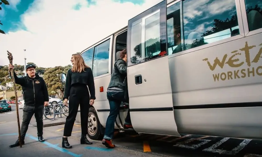 Weta Workshop Experience and Guided Transfer | Experience Oz-2