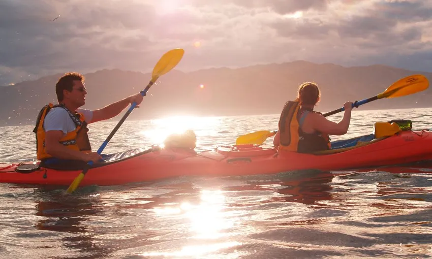 Kaikoura Sunset Kayak Tour - Book Now | Experience Oz