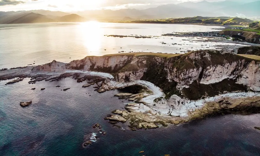 Kaikoura Sunset Kayak Tour - Book Now | Experience Oz