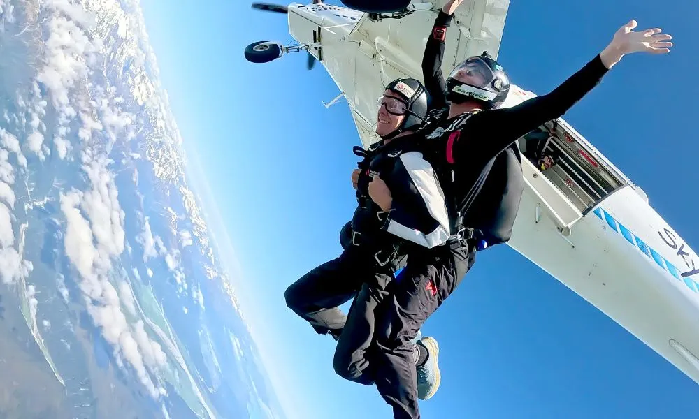 Franz Josef and Fox Glacier Tandem Skydive - 10,000ft | Experience Oz-5