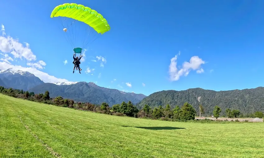 Franz Josef and Fox Glacier Tandem Skydive - 13,000ft | Experience Oz