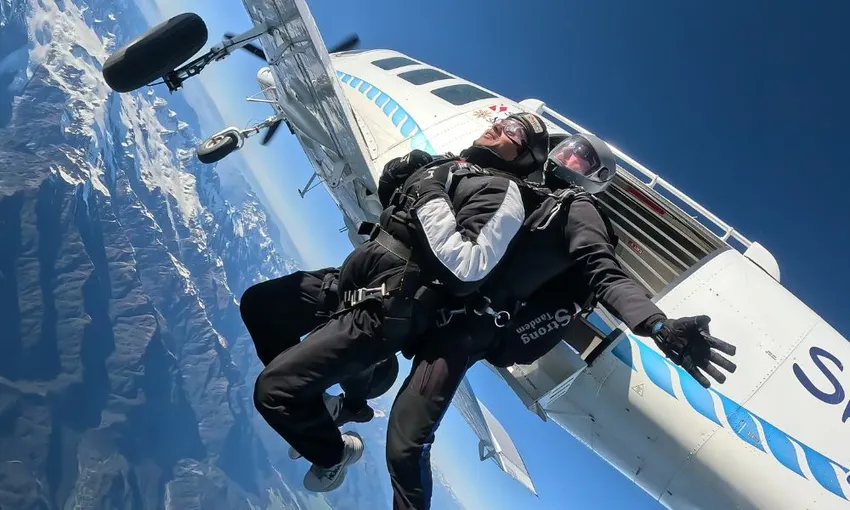 Franz Josef and Fox Glacier Tandem Skydive - 16,500ft | Experience Oz