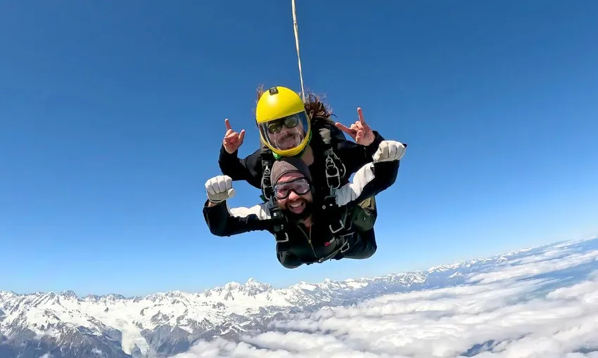 Franz Josef and Fox Glacier Tandem Skydive - 16,500ft | Experience Oz