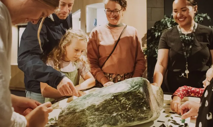Rotorua Mountain Jade Carving Studio Tour - 40 Minutes | Experience Oz
