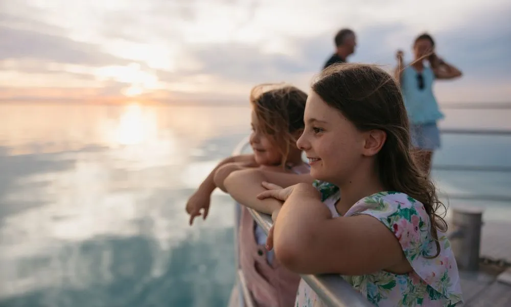 Sunset Coastal Cruise with Snubfin Dolphins from Broome | Experience Oz-3