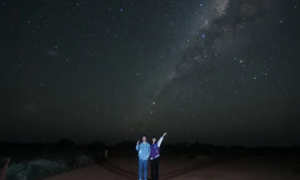 Uluru Astronomy Tour with Photography - 2.5 Hours