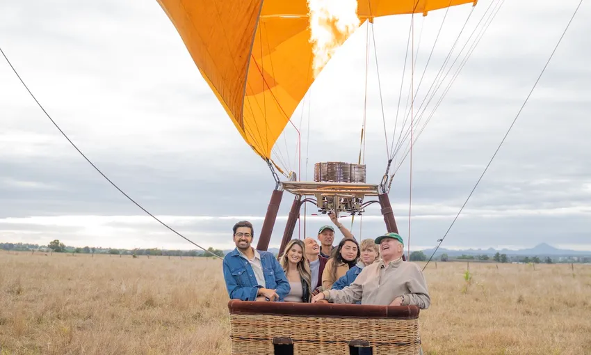Greater Brisbane Scenic Hot Air Balloon Flight Only | Experience Oz