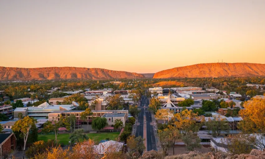 Palm Valley 4WD Day Tour from Alice Springs | Experience Oz