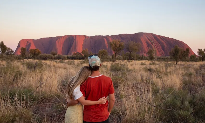 Alice Springs to Uluru One Way Transfer - Book Now | Experience Oz