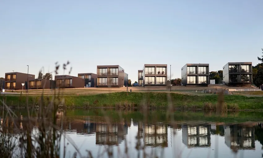 Curlewis Golf Club Stay Play Package - For Two