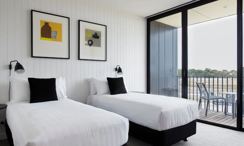 Curlewis Golf Club Stay Play Package - For Two