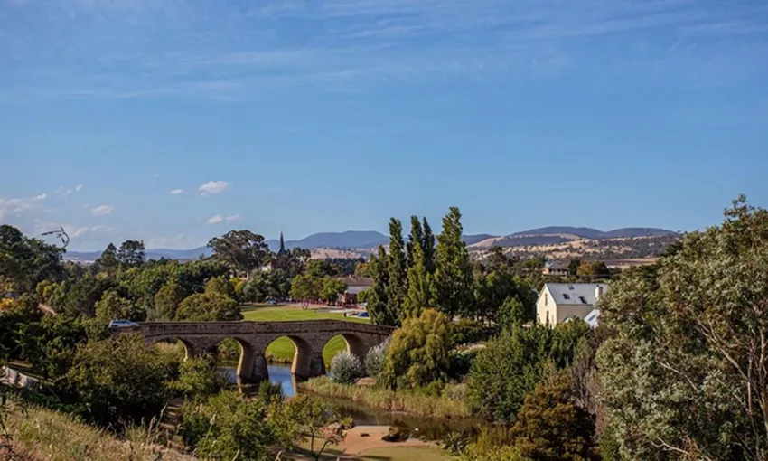 Port Arthur and Lavender Farm Guided Tour | Experience Oz