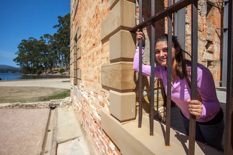 Port Arthur and Lavender Farm Guided Tour | Experience Oz