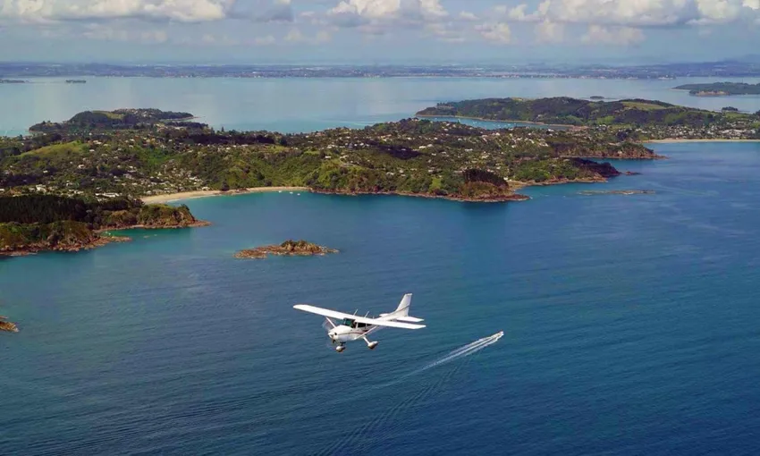 45 Minute Waiheke Island Flights - Book Now | Experience Oz