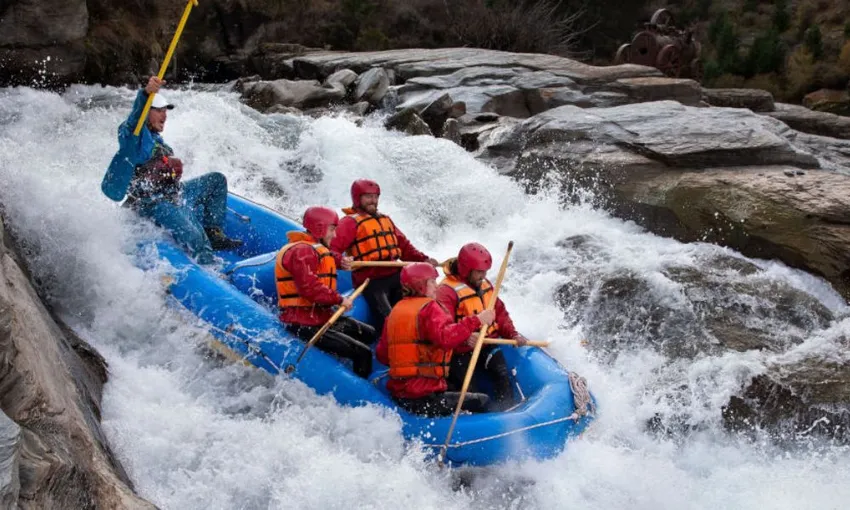 Shotover River Whitewater Rafting - Grade 3-5