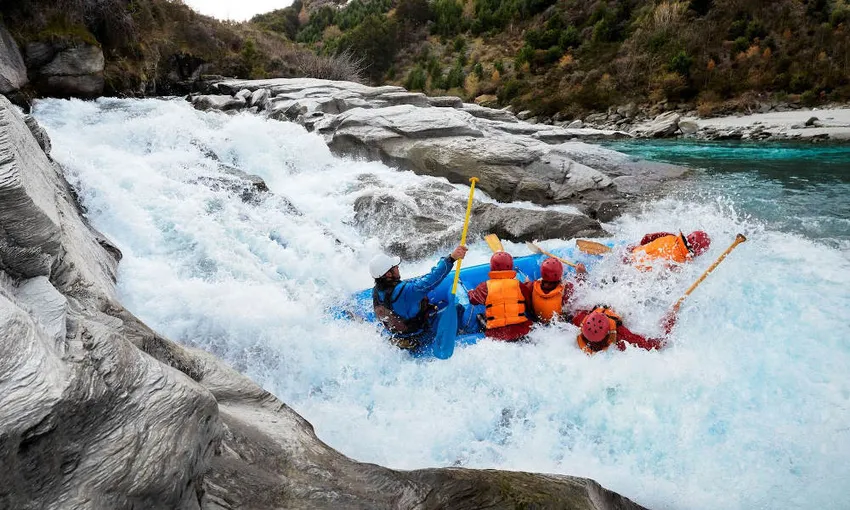 Kawarau River White Water Rafting Queenstown NZ | Experience Oz