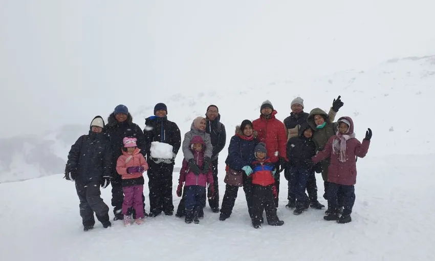 Perisher Valley Snow Tour From Sydney - Book Now | Experience Oz