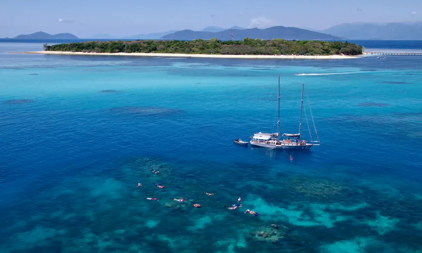 Green Island Sailing Cruise from Cairns | Experience Oz