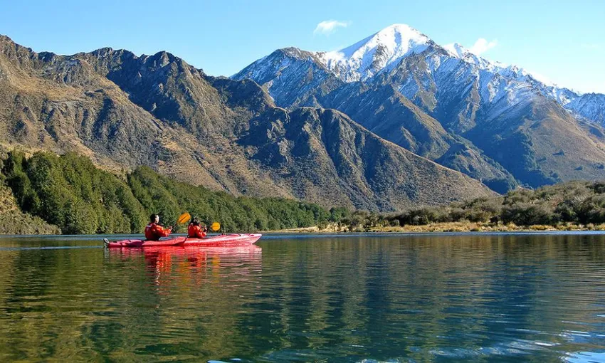 Moke Lake Self Guided Kayak Tour - Book Now | Experience Oz