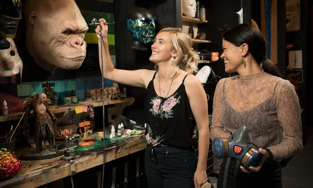 Auckland Weta Workshop Mandarin Guided Tour - Book Now | Experience Oz-6