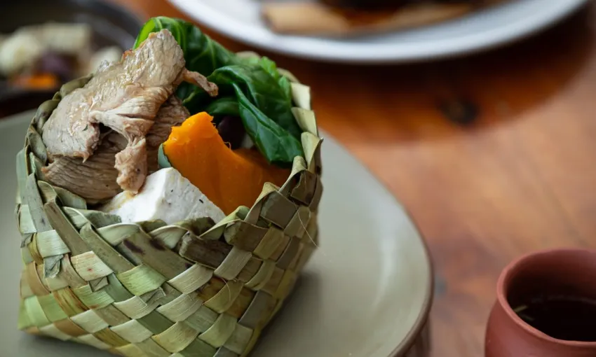 Te Pa Tu Cultural Performance and 3 Course Dinner | Experience Oz